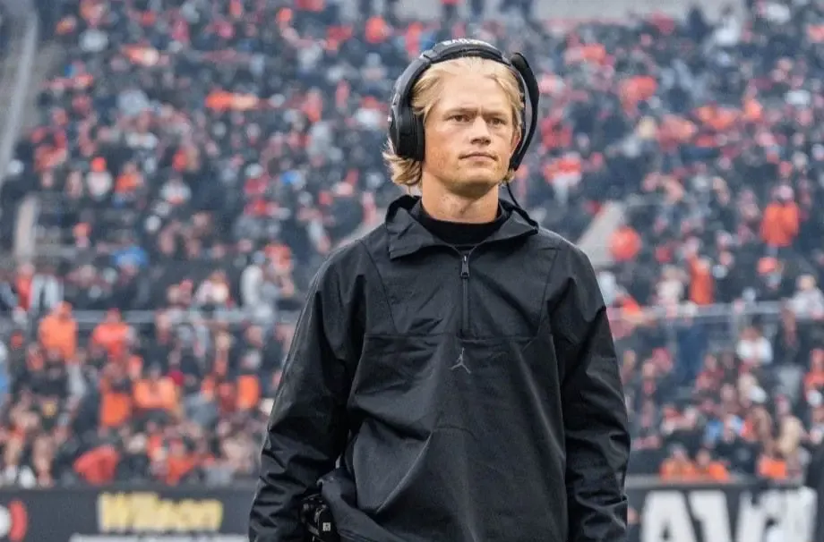 Jerry Neuheisel coaching football