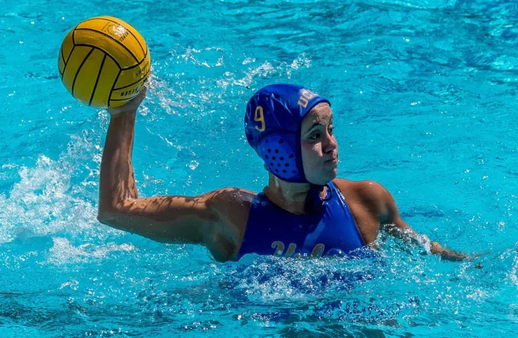 Bella Baia playing water polo