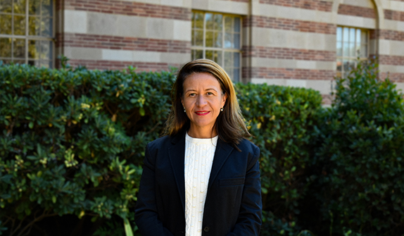 Cecilia Rios-Aguilar headshot