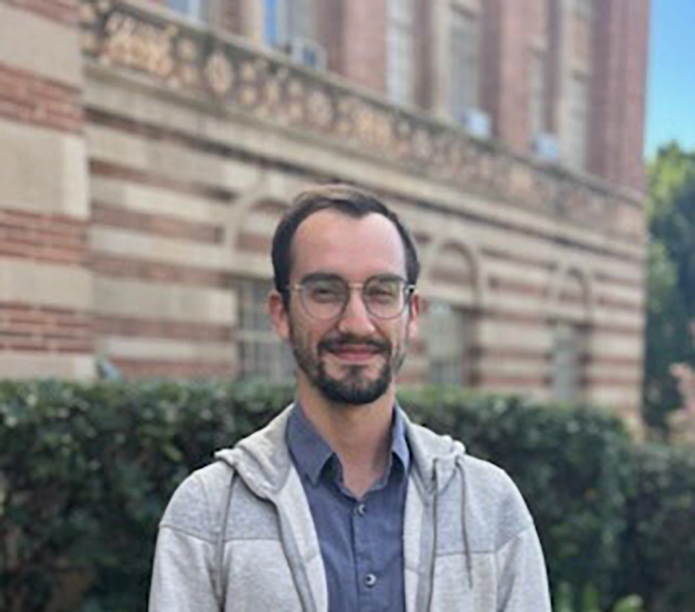 Andres Fernandez Vergara headshot