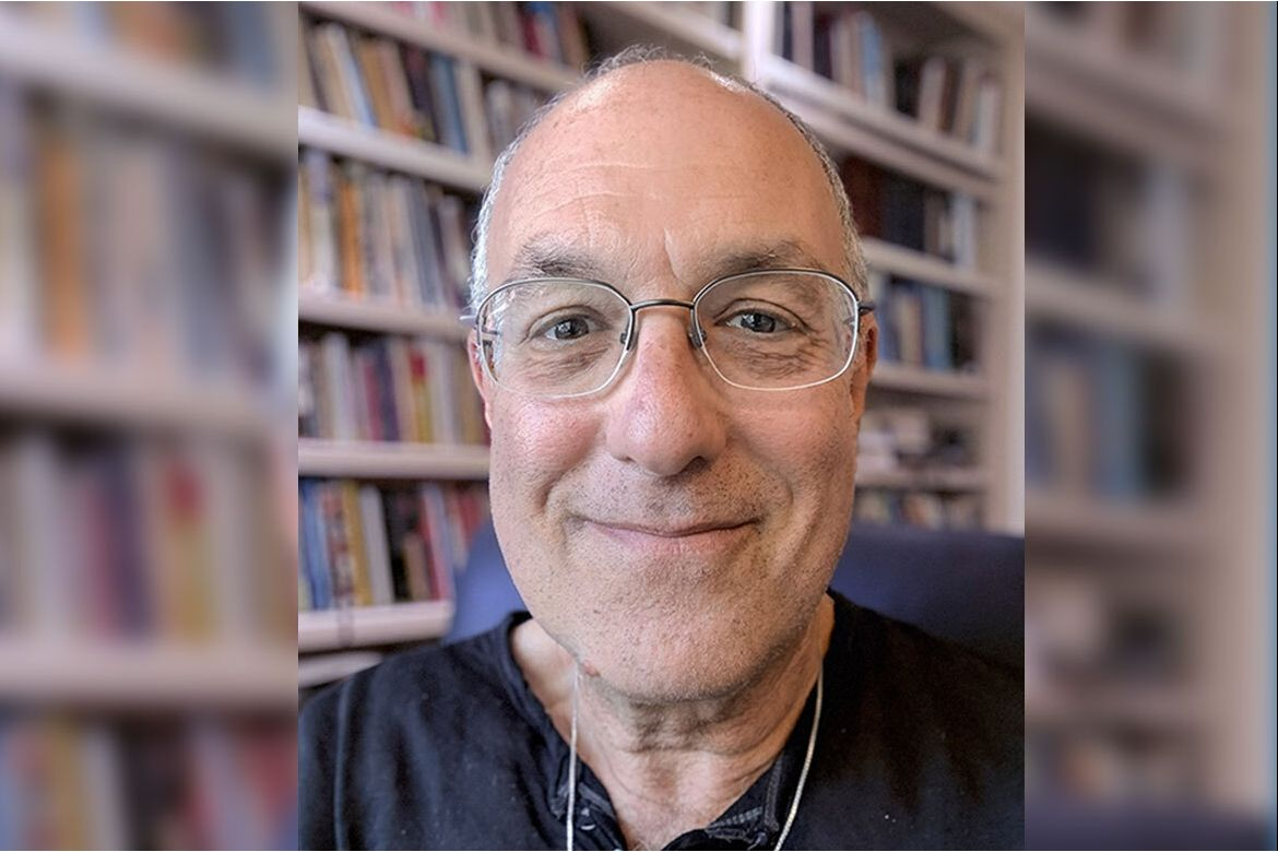 Ron Avi Astor headshot